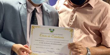Deputado João Madison recebe o título de Cidadão em Lagoa de São Francisco