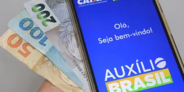Auxílio Brasil de R$ 600 começa a ser pago no dia 18 de agosto
