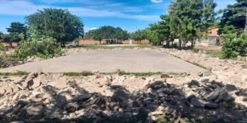 Prefeitura de José de Freitas da início a reforma da praça do bairro Santo Antônio