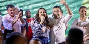 Rejane Dias promove plenária Conexão Educar com Rafael Fonteles e Wellington