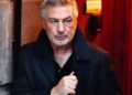 Alec Baldwin apertou gatilho de arma em set de filmagem, conclui FBI