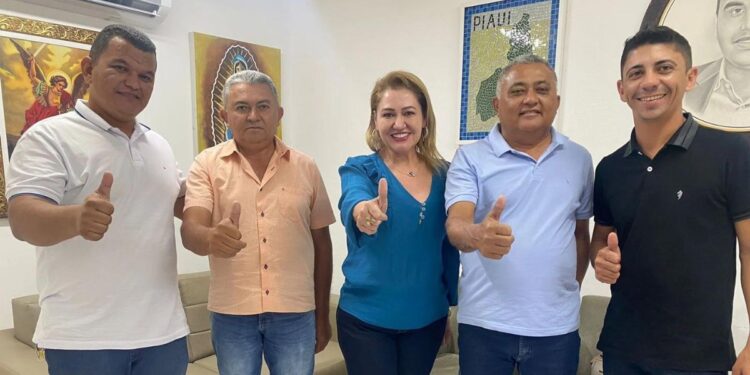 Candidata a deputada estadual, Simone Pereira se fortalece com nova adesão