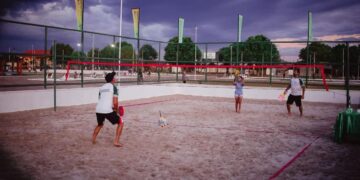 Prefeitura de Piripiri entrega primeira quadra pública de Beach Tennis do Piauí