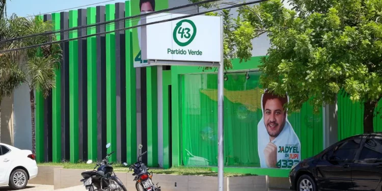 PF cumpre mandados em endereços ligados ao candidato Jadyel Alencar