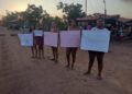 Vendedores fazem manifestação na PI-113 na localidade Tucuns em José de Freitas