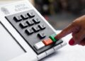 Mais de 300 mil eleitores estão aptos a “votar em trânsito” no 2º turno, segundo TSE