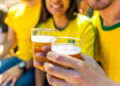 Copo de cerveja vai custar R$73 reais durante a Copa do Mundo
