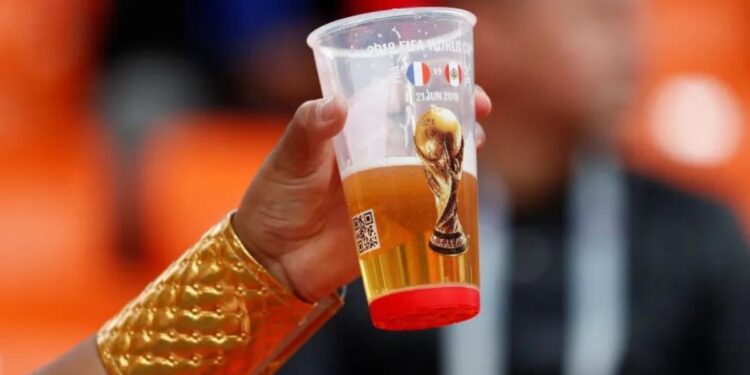 Catar e Fifa proíbem venda de bebidas alcoólicas em estádios na Copa