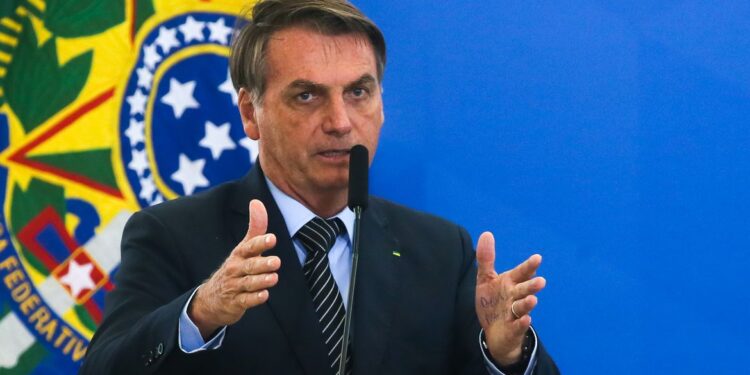 Saiba quanto Bolsonaro irá ganhar após sair da presidência da república