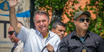 Jair Bolsonaro aciona o STF contra Lula e Gleisi Hoffmann