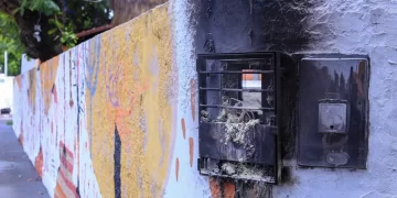 Curto-circuito causa princípio de incêndio no restaurante Carangas