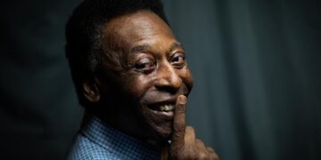 Velório de Pelé será na Vila Belmiro e aberto ao público