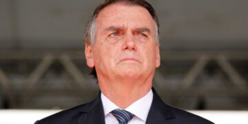 Bolsonaro é incluído em investigação de atos criminosos em Brasília