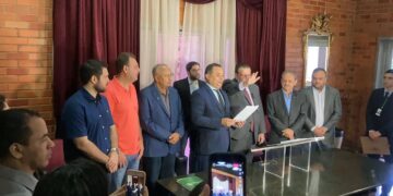 Gessivaldo Isaías assume vaga de Jeová Alencar na Alepi