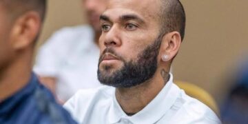 Justiça espanhola recusa pedido de liberdade e mantém Daniel Alves preso