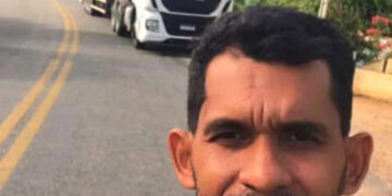 Caminhoneiro morre após carreta tombar na PI-113 entre José de Freitas e Cabeceiras do PI