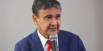 Wellington Dias apresentará novo Bolsa Família a Lula na próxima semana