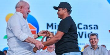 Lula assina medida provisória que reestrutura Minha Casa, Minha Vida