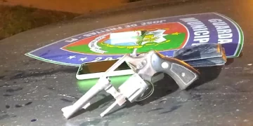 Após denúncia Guarda Municipal prende jovem com arma de fogo em José de Freitas