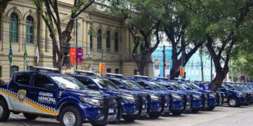 Dr. Pessoa entrega 22 novas viaturas para a Guarda Municipal de Teresina