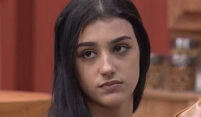 Neta de Gretchen acusa ex-noivo de roubar dinheiro e carro