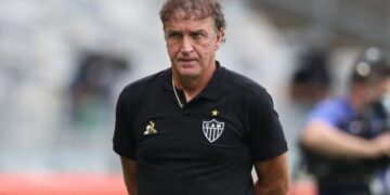 Corinthians anuncia contratação de Cuca como novo técnico