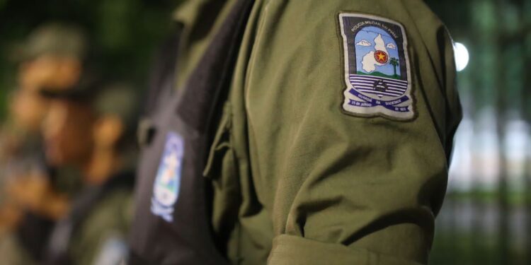 Coronel da PM é atingido por tiros durante tentativa de assalto em Teresina