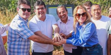 Rafael Fonteles inaugura nova pista de aeródromo em Ribeiro Gonçalves