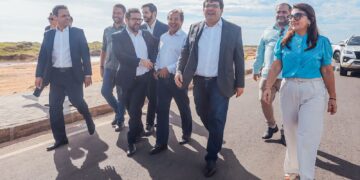 Rafael Fonteles autoriza obras do terminal pesqueiro do Porto de Luís Correia