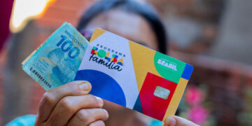 Com valor recorde, Bolsa Família começa a ser pago nesta quinta-feira