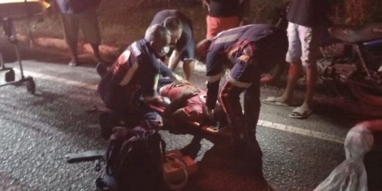 Acidente entre moto e ciclista deixa duas pessoas feridas em José de Freitas