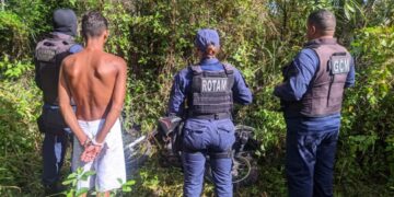 Menor de 17 anos é apreendido com motocicleta roubada em José de Freitas