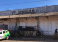Corpo é encontrado em laje de supermercado no bairro Dirceu