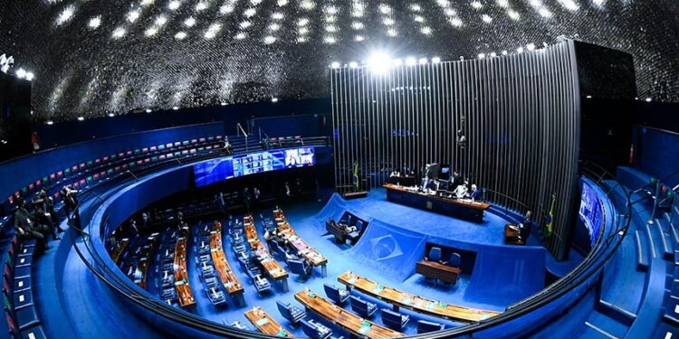 Senado aprova programa para expandir escolas em tempo integral