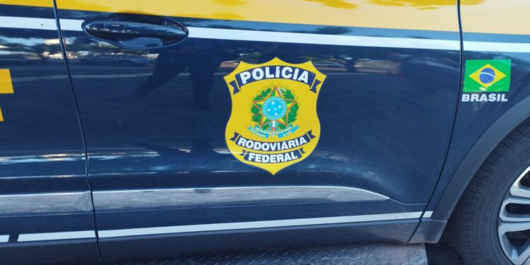 Mulher morre atropelada na BR 316 no bairro Lourival Parente