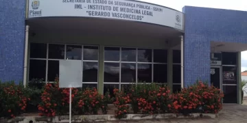Adolescente é executado a tiros por dupla em moto na zona Norte de Teresina