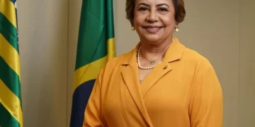 Senadora piauiense Jussara Lima passa por cirurgia na vesícula