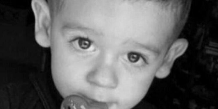 Criança de 2 anos morre atropelada ao tentar atravessar BR no Piauí