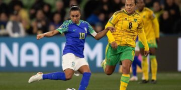 Brasil empata com a Jamaica e é eliminado na Copa do Mundo