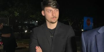 Filho de Bolsonaro, Jair Renan é alvo de operação da polícia do Distrito Federal
