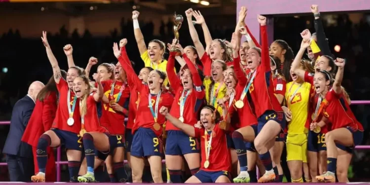 Espanha derrota Inglaterra e conquista Copa do Mundo Feminina pela a primeira vez