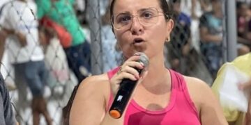 Prefeita de Capitão Gervásio Oliveira, no Piauí, é agredida em ônibus