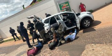 Quadrilha rouba loja de celulares em Pedro II e são presos na cidade de José de Freitas