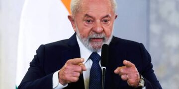 Lula contraria tratado e diz que Putin não será preso caso venha ao Brasil