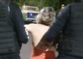 Mulher é levada para Central de Flagrantes após desacatar policiais em Teresina