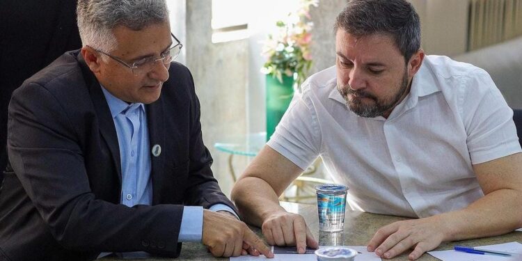 Fábio Novo anuncia repasse de R$300 mil para climatização de salas da UESPI