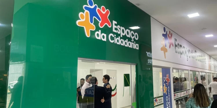 Rafael Fonteles inaugura Espaço da Cidadania no Grand Shopping Dirceu