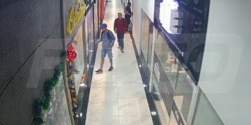 Dupla faz arrastão em loja de celulares no Grand Dirceu Shopping em Teresina