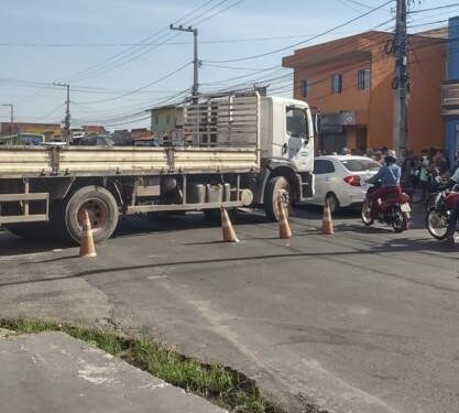 Homem morre após ser atropelado por caminhão na cidade de Teresina