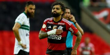 Gabigol renova com Flamengo e terá maior salário do Brasil